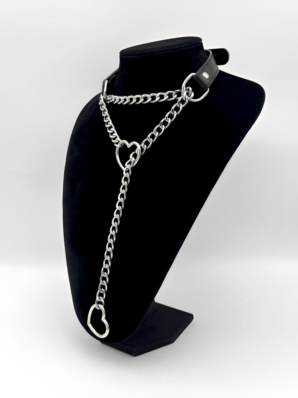 LoveChains™ - Deri Kalp Tokalı Zincir Choker Kolye (MODEL 2)