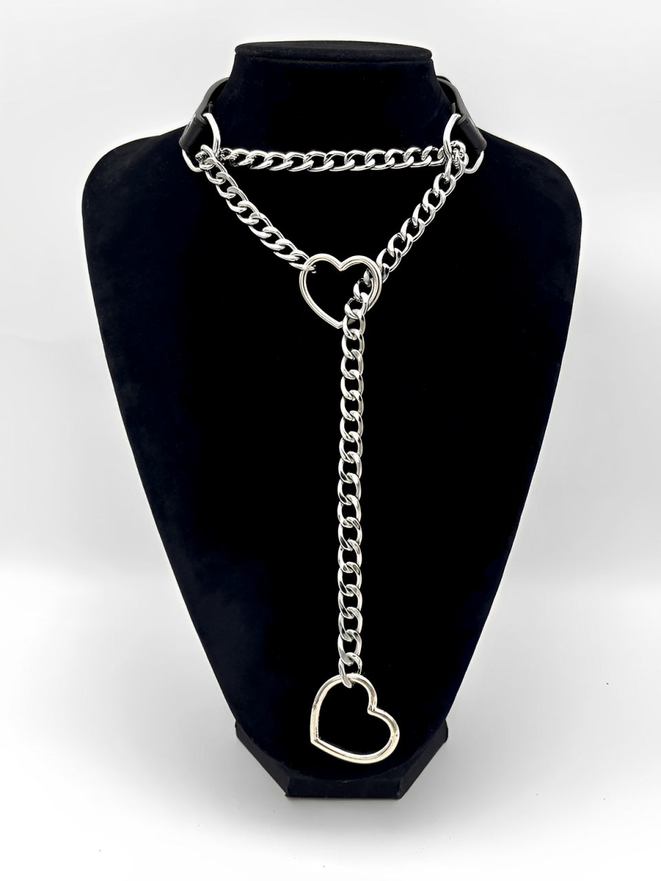 LoveChains™ - Deri Kalp Tokalı Zincir Choker Kolye (MODEL 2)